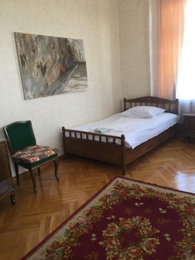 Alvanis Veli K'vemo Alvani Buitenkant foto